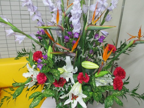 華やかにお花も飾りました。