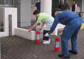 「火事だー！」あわてずに・・。