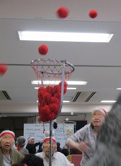 　　　　　　　　運動会といえば玉入れ