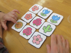 脳活グループ（お花の絵合わせゲーム）