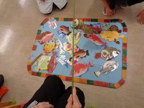 魚釣りゲーム（はつらつ）