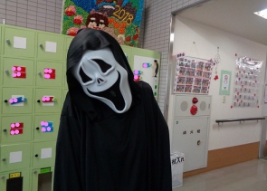 ゲームに負けたチームは