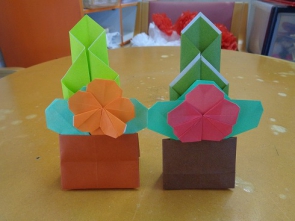 1月の飾り作り（芸術）
