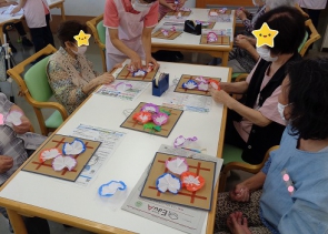 あさがおの壁飾り作成中