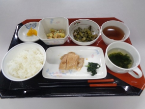 お昼の食事