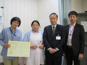 廊下に表彰状を掲示しています。ご覧ください。