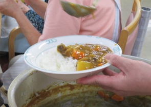 お代わり自由！職員もいっしょに・・。