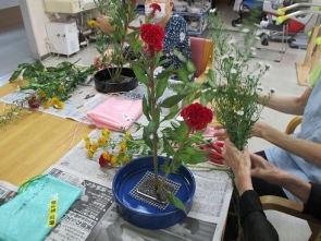  基本の法則通りに茎を切ります