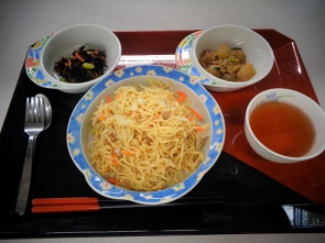 出店風昼食（焼きそば：塩味）