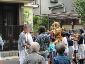 お客様と神輿