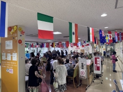 マルシェも大盛況です。