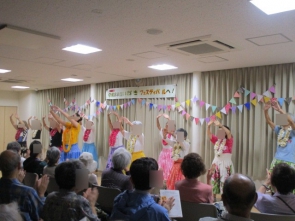 Moana Mālie ＆はつらつフラSHOW