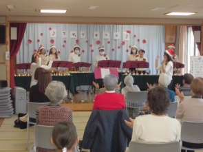クリスマソングのリズムにのって