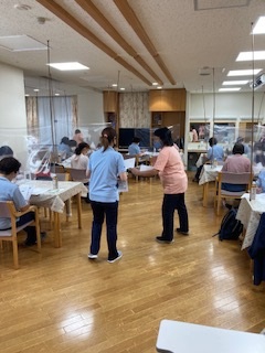 新しい月例会の様子です