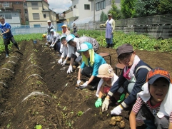 総勢１２名