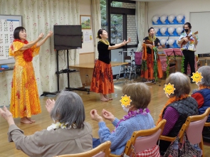 一緒に踊りました！