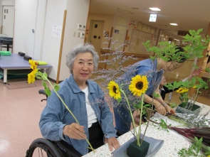 オアシスに活けてます