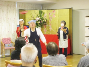 　　　　　　　　　　皿回しもひろう！！