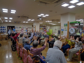 締めは万歳三唱！