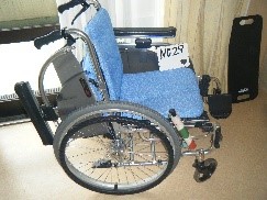自操式車いす