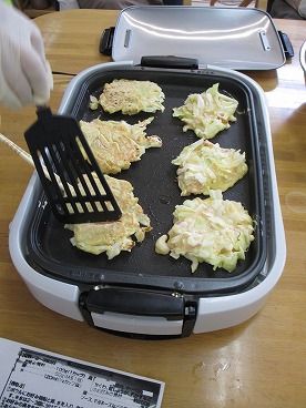 まず、人数分焼きましょう。