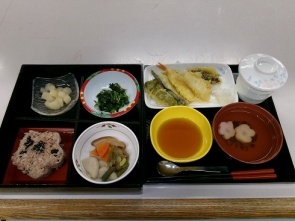 豪華昼食