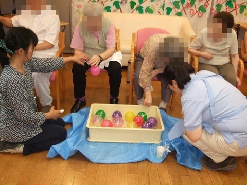 去年のヨーヨ釣りの様子です