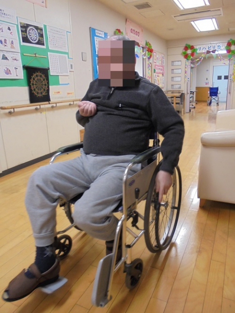 デイ廊下を走る