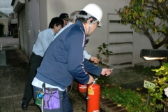 水消火器による消火訓練