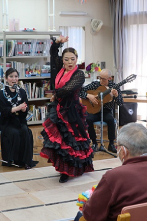 情熱的で見惚れます♪