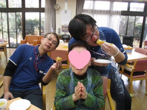 職員も一緒に食べました(^^)