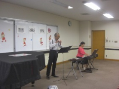 オカリナとキーボード演奏