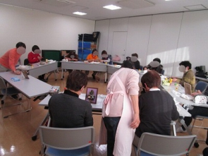 ♬どんなツリーができるかしら