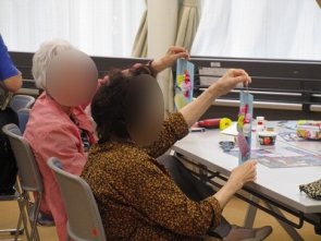 「素敵ね！」「あなたのもおしゃれね」