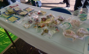 練馬区社会福祉事業団のご利用者作成のお土産です。