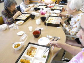 どれから食べようかな