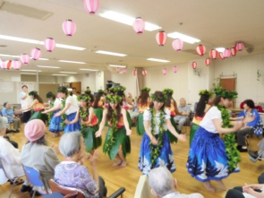 フラダンスのみなさん