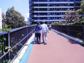 帰りの坂道も頑張ります。