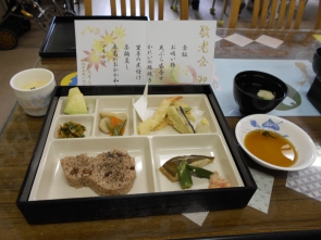 月曜日　カレイの照り焼き