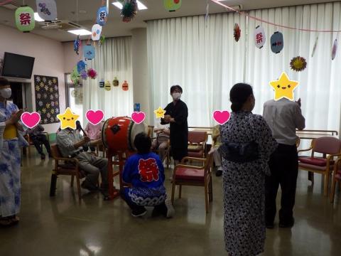 太鼓の音頭で盆踊り♪