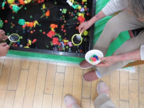 破れたポイでも器用に使って、金魚すくいを続ける方もいらっしゃいました(*^-^*)