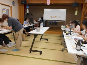楽しみながら作品を仕上げていきます。