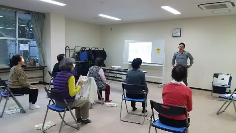 南大泉地区区民館で体操教室を行いました！