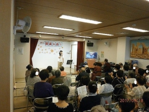東大泉敬老館敬老祭の様子です。