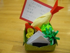 折り紙で作る、★ピクニック★お弁当作り～です)^o^(