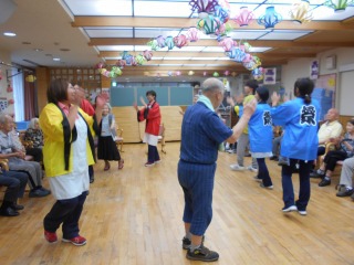 夏祭り　盆踊り