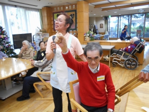 「大泉デイは楽しいよ！」と元気なお声を聞かせてくださいました。職員皆大歓声と拍手です!(^^)!
