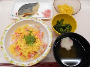 鰆やちらし寿司が