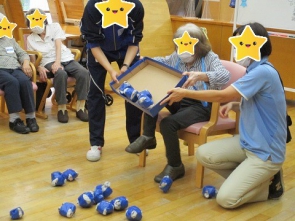 玉飛ばしゲーム