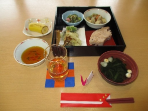 １日目のお食事です。
